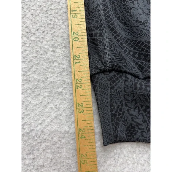 Athleta Salutation Textured Jogger Pants Womens M Petite Gray Paisley Stretch Yo - Picture 6 of 14